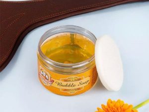 BUBBLE SOAP CHARLEE’S LEATHER, ÉPONGE INTÉGRÉE